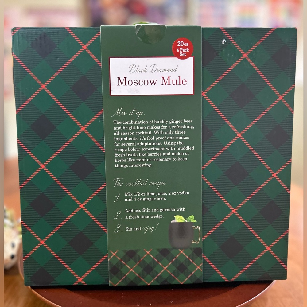 Black Diamond Moscow Mule 4-Piece Gift Set Hammered Mugs - Picture 5 of 14